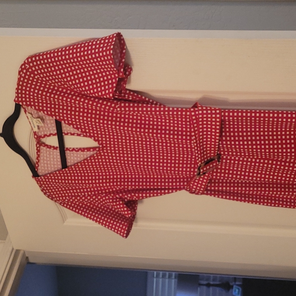 Checkerd Pantsuit cherry red and white Monteau of Los Angeles 97%poly 3% spandex